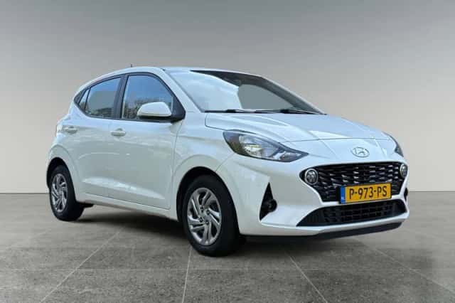 Hyundai i10 (2022) thumbnail 2
