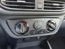 Hyundai i10 (2022) thumbnail 24