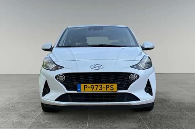 Hyundai i10 (2022) thumbnail 5