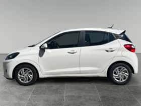 Hyundai i10 (2022) thumbnail 2
