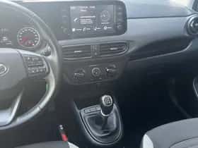 Hyundai i10 (2022) thumbnail 17