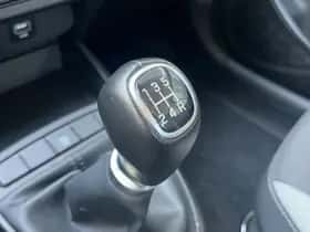 Hyundai i10 (2022) thumbnail 23