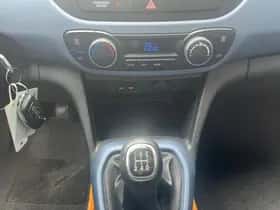 Hyundai i10 (2015) thumbnail 10