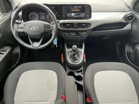 Hyundai i10 (2021) thumbnail 8