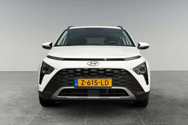 Hyundai Bayon (2024) thumbnail 3