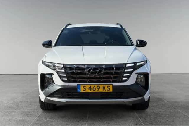 Hyundai Tucson (2023) thumbnail 3