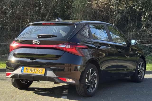 Hyundai i20 (2023) thumbnail 5