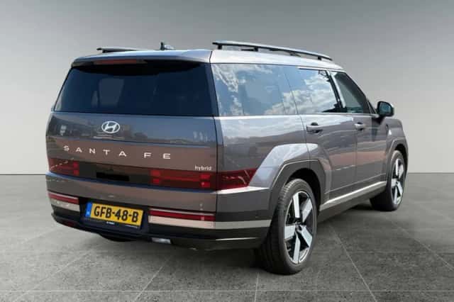 Hyundai Santa Fe (2024) thumbnail 6