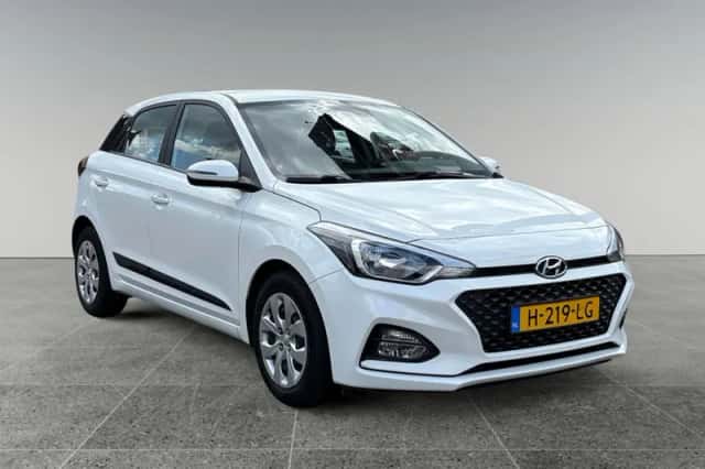 Hyundai i20 (2020) thumbnail 2