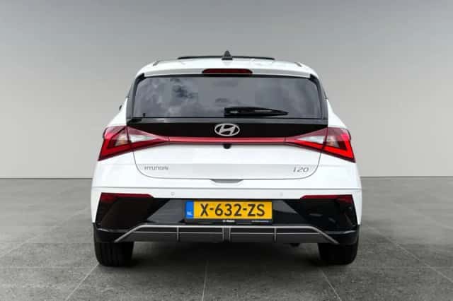 Hyundai i20 (2024) thumbnail 4