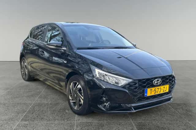 Hyundai i20 (2023) thumbnail 5