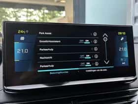 Peugeot 3008 (2022) thumbnail 54