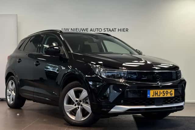 Opel Grandland (2024) thumbnail 4