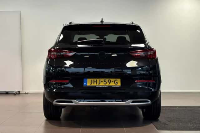 Opel Grandland (2024) thumbnail 6