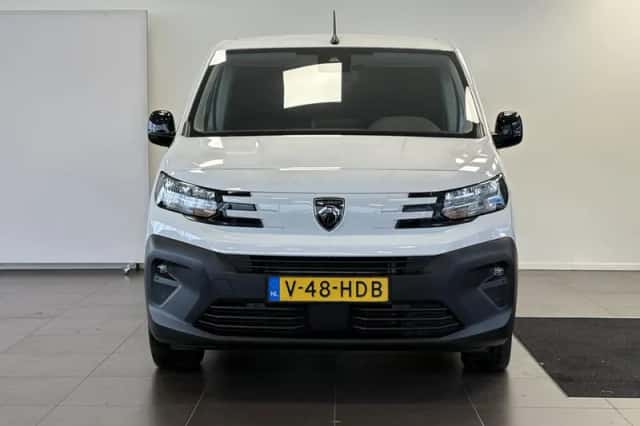 Peugeot Partner (2024) thumbnail 2