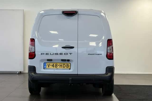 Peugeot Partner (2024) thumbnail 6