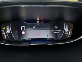 Peugeot 5008 (2019) thumbnail 32