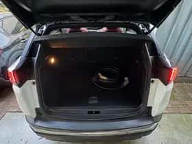 Peugeot 3008 (2021) thumbnail 14