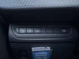 Peugeot 2008 (2014) thumbnail 29