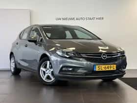 Opel Astra (2018) thumbnail 4