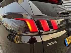 Peugeot 3008 (2019) thumbnail 27