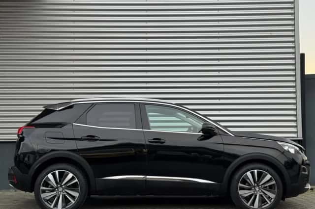 Peugeot 3008 (2019) thumbnail 6
