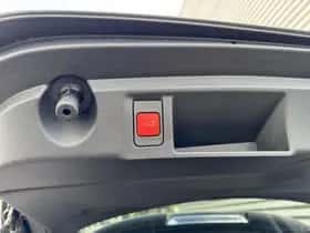 Peugeot 308 (2024) thumbnail 19