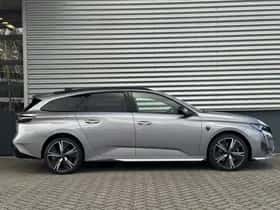 Peugeot 308 (2024) thumbnail 4