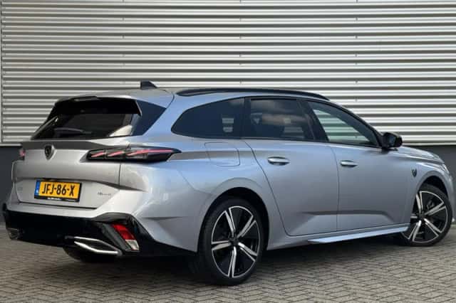 Peugeot 308 (2024) thumbnail 5