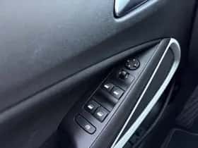 Opel Crossland X (2020) thumbnail 22