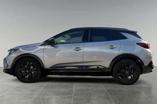 Opel Grandland (2024) thumbnail 3