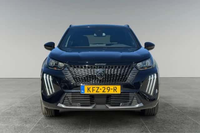 Peugeot 2008 (2024) thumbnail 2