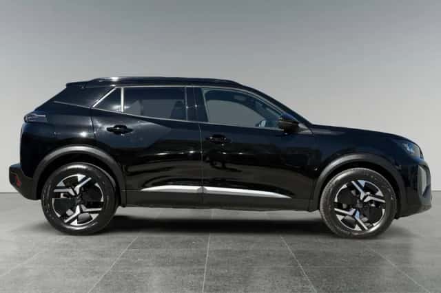 Peugeot 2008 (2024) thumbnail 4