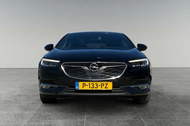 Opel Insignia (2018) thumbnail 2