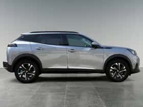 Peugeot 2008 (2021) thumbnail 4