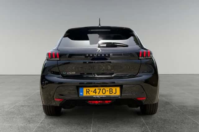 Peugeot e-208 (2022) thumbnail 6