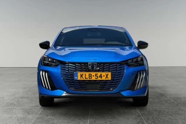 Peugeot 208 (2024) thumbnail 2