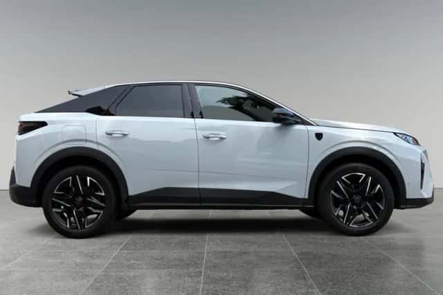 Peugeot 3008 (2025) thumbnail 4