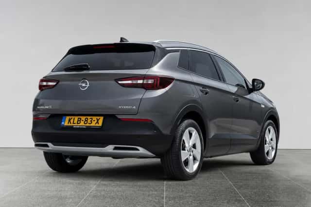 Opel Grandland X (2021) thumbnail 2