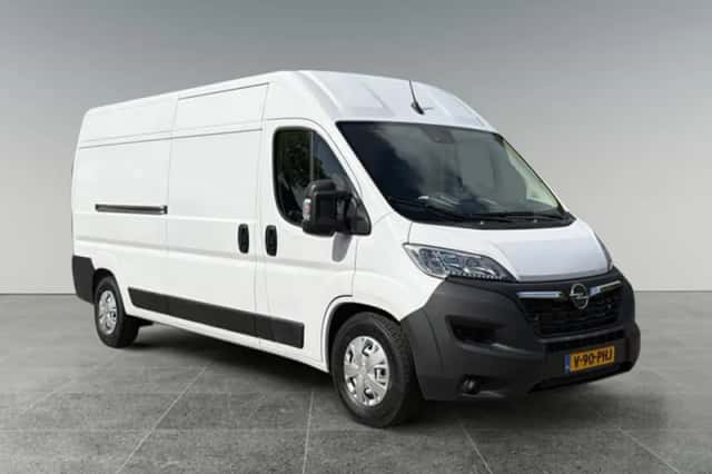 Opel Movano Electric (2022) thumbnail 2