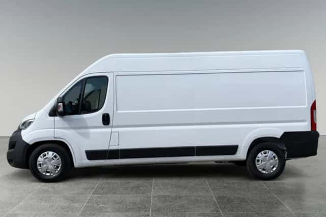 Opel Movano Electric (2022) thumbnail 4