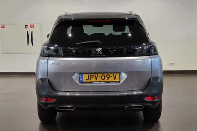 Peugeot 5008 (2023) thumbnail 6