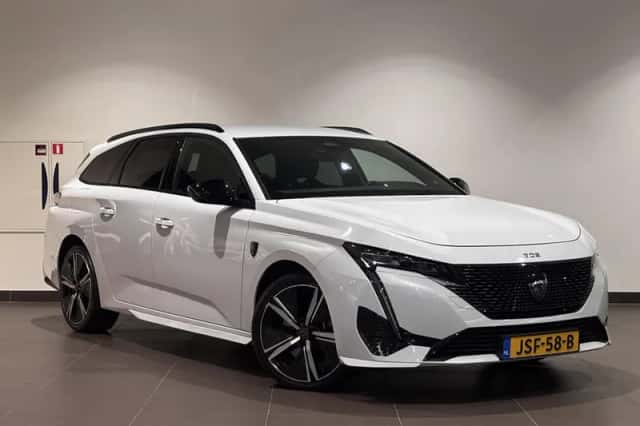 Peugeot 308 (2024) thumbnail 4