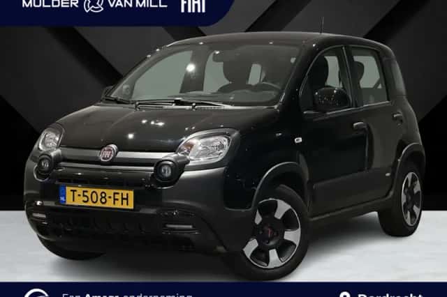 Fiat Panda (2023) thumbnail 1