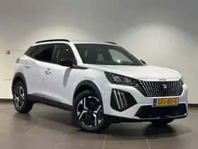 Peugeot 2008 (2024) thumbnail 3