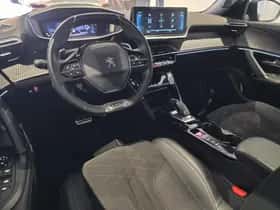 Peugeot 2008 (2021) thumbnail 17