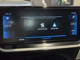 Peugeot 2008 (2021) thumbnail 38