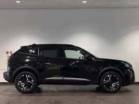 Peugeot 2008 (2024) thumbnail 5