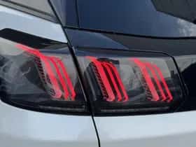 Peugeot 3008 (2021) thumbnail 14