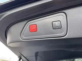 Peugeot 3008 (2021) thumbnail 18